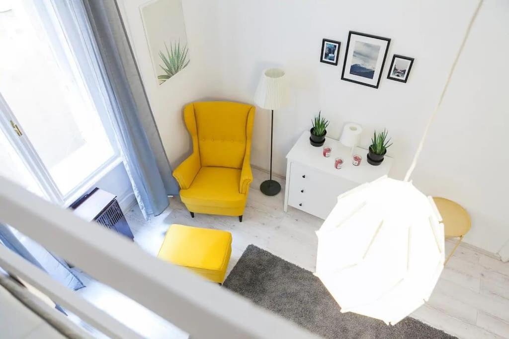 Central 30M2 A/C Apartment, 3 Min From Ny Cafe บูดาเปสต์ ภายนอก รูปภาพ